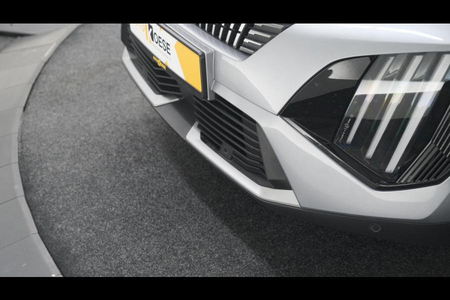 Peugeot 2008 PureTech 130 EAT8 GT | 360 Camera | Adaptieve Cruise Control | Dodehoekdetectie | Navigatie