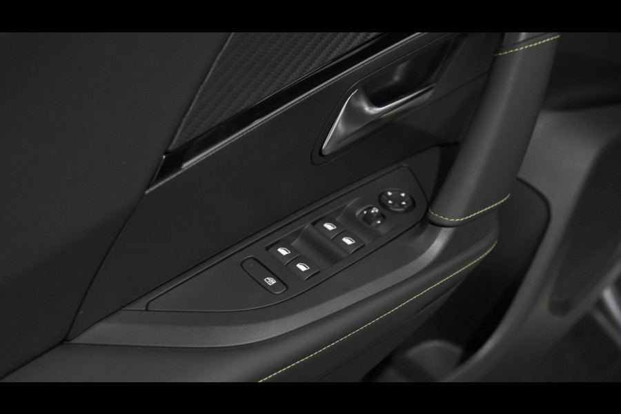 Peugeot 2008 PureTech 130 EAT8 GT | 360 Camera | Adaptieve Cruise Control | Dodehoekdetectie | Navigatie