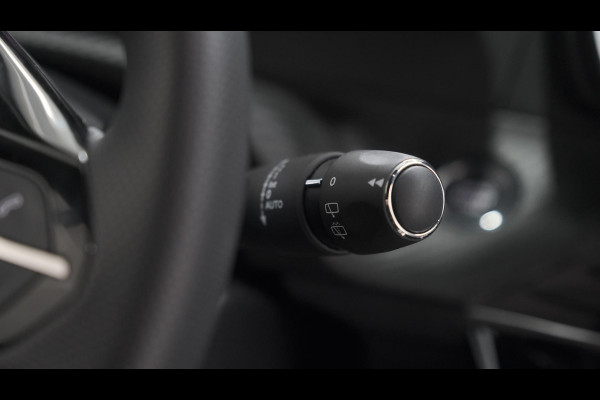 Peugeot 2008 PureTech 130 EAT8 GT | 360 Camera | Adaptieve Cruise Control | Dodehoekdetectie | Navigatie