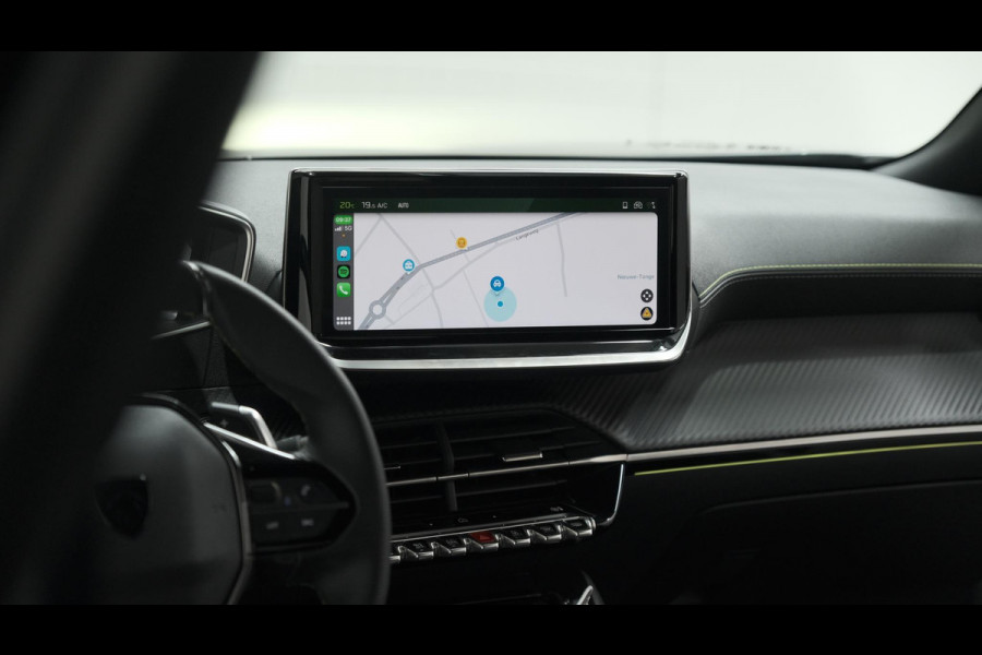 Peugeot 2008 PureTech 130 EAT8 GT | 360 Camera | Adaptieve Cruise Control | Dodehoekdetectie | Navigatie