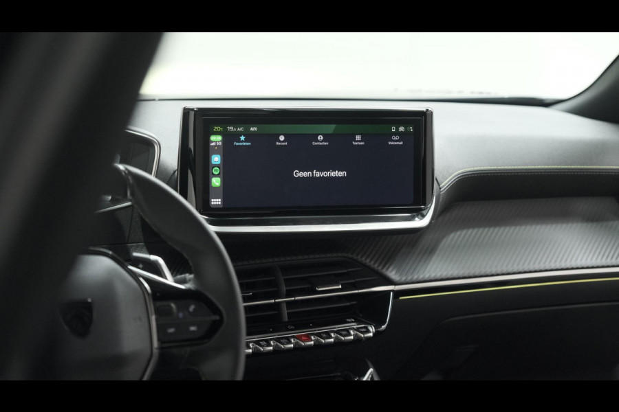 Peugeot 2008 PureTech 130 EAT8 GT | 360 Camera | Adaptieve Cruise Control | Dodehoekdetectie | Navigatie