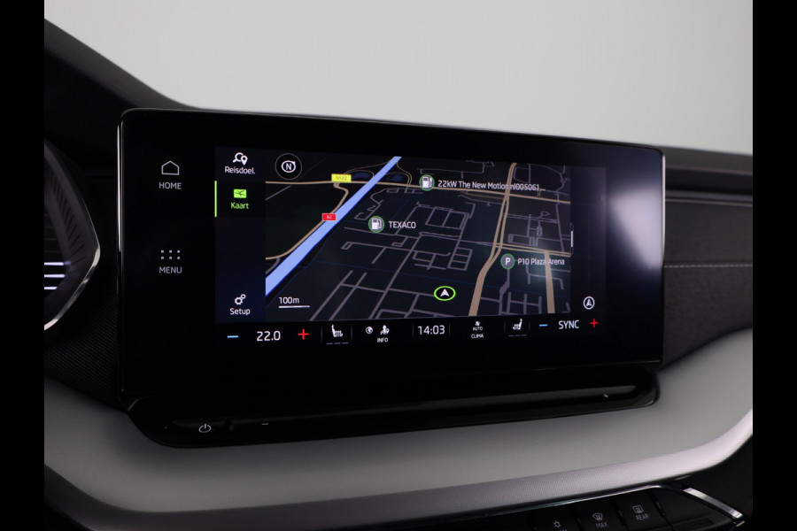 Škoda Octavia Combi 1.0 TSI Style 110pk | Navigatie | Parkeersensoren voor en achter | Apple Carplay -/ Andriod auto |  Verwambare voorstoelen