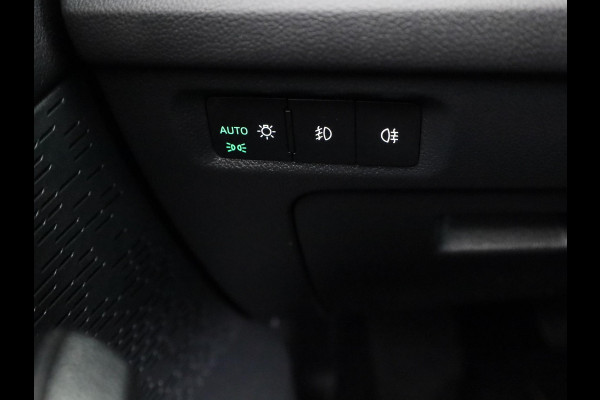 Škoda Octavia Combi 1.0 TSI Style 110pk | Navigatie | Parkeersensoren voor en achter | Apple Carplay -/ Andriod auto |  Verwambare voorstoelen