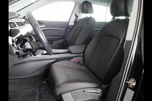 Audi e-tron 50 quattro edition 71 kWh 313 pk | SoH 99% | Navigatie | Trekhaak (afneembaar) | Parkeersensoren | Luchtvering |