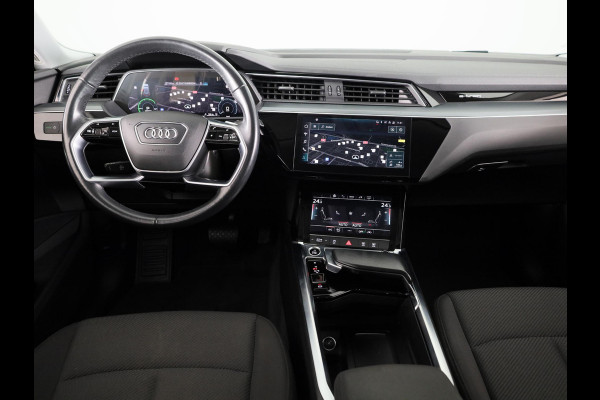 Audi e-tron 50 quattro edition 71 kWh 313 pk | SoH 99% | Navigatie | Trekhaak (afneembaar) | Parkeersensoren | Luchtvering |