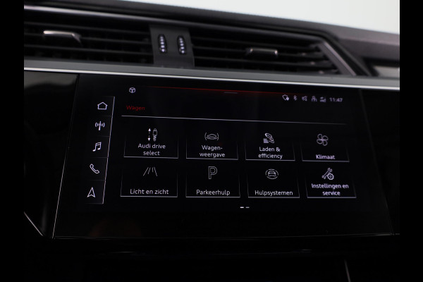 Audi e-tron 50 quattro edition 71 kWh 313 pk | SoH 99% | Navigatie | Trekhaak (afneembaar) | Parkeersensoren | Luchtvering |