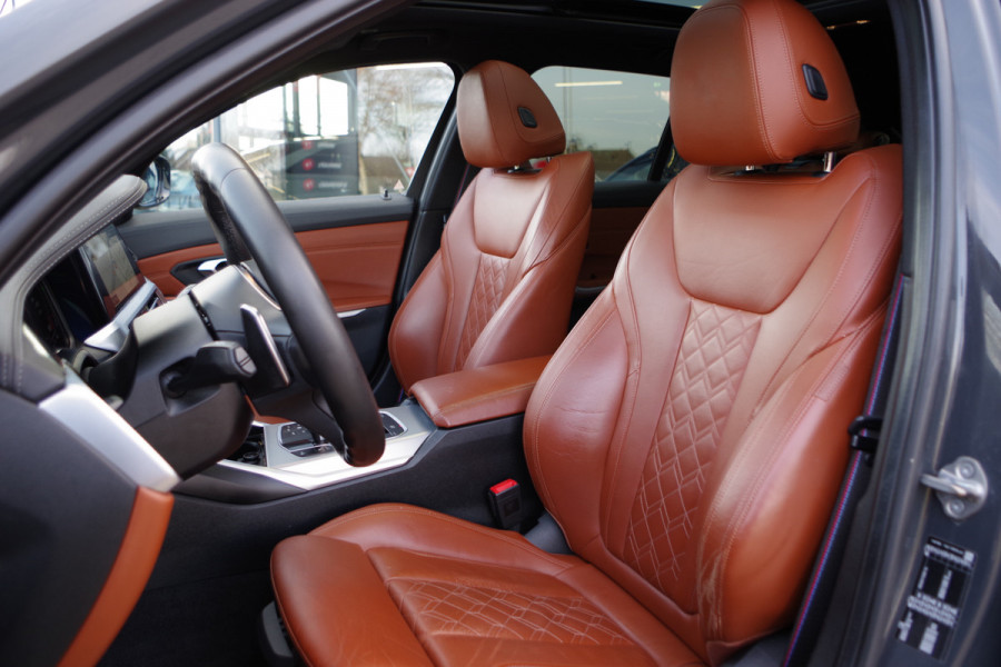 BMW 3 Serie Touring 330i 259 PK High Executive M-Sport Edition, Panoramadak, Trekhaak, Individual, Head-Up
