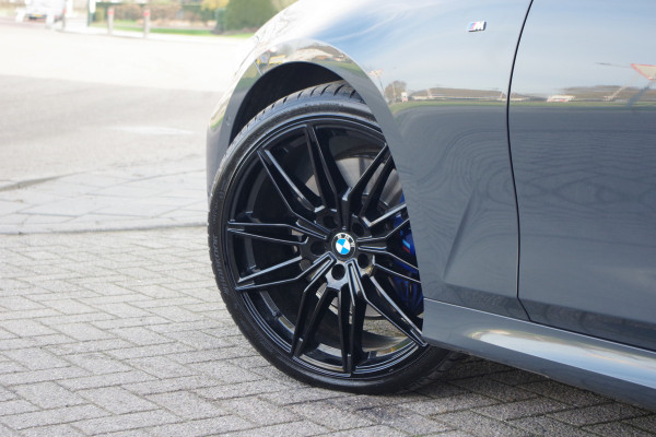 BMW 3 Serie Touring 330i 259 PK High Executive M-Sport Edition, Panoramadak, Trekhaak, Individual, Head-Up