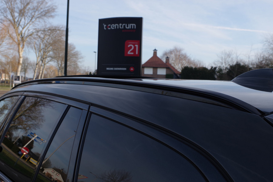 BMW 3 Serie Touring 330i 259 PK High Executive M-Sport Edition, Panoramadak, Trekhaak, Individual, Head-Up