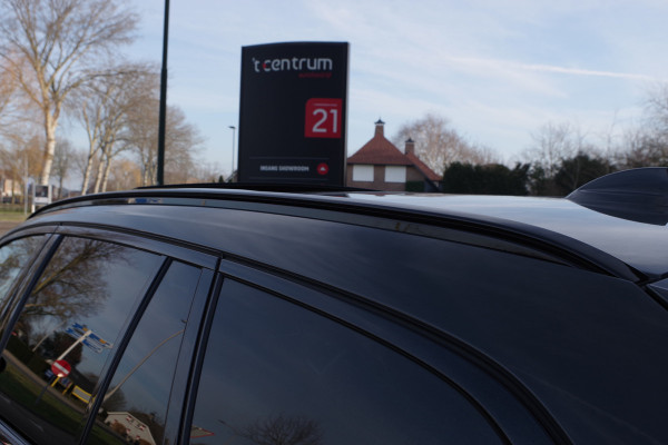 BMW 3 Serie Touring 330i 259 PK High Executive M-Sport Edition, Panoramadak, Trekhaak, Individual, Head-Up