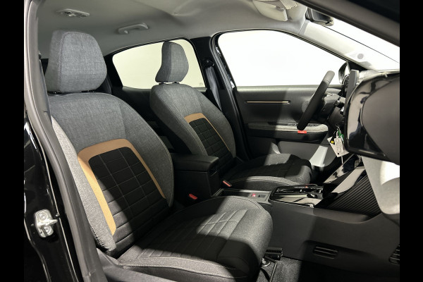 Citroën Ë-C3 Aircross Plus 113pk Comfort Range 44 kWh 11 kw lader | Apple Carplay | Parkeercamera