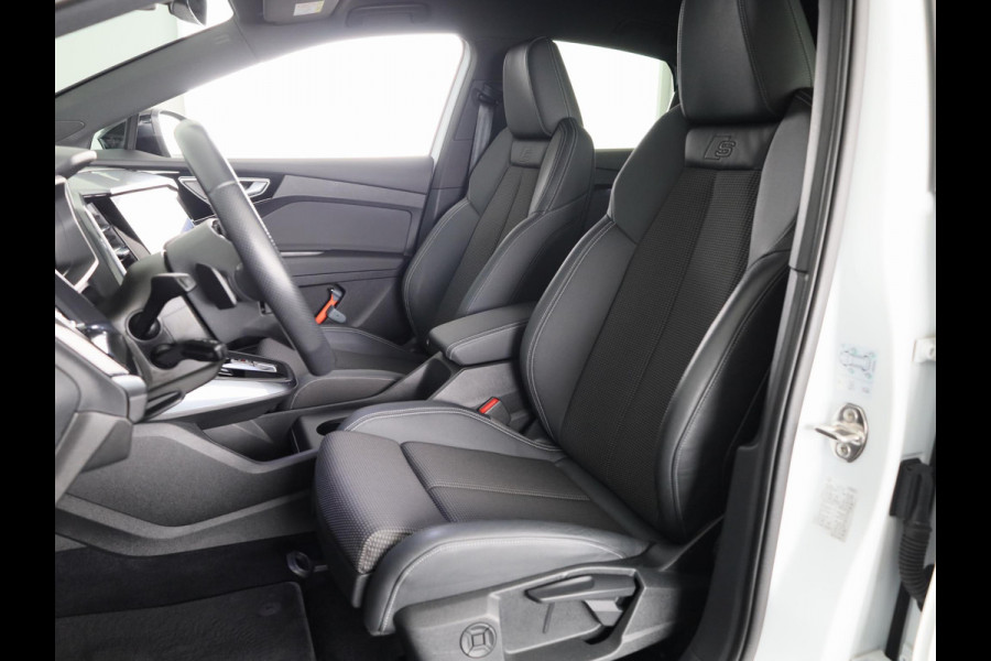 Audi Q4 Sportback e-tron 40 S edition 77 kWh 204 pk | SoH 98% | Navigatie | Parkeersensoren (Park assist) | Achteruitrijcamera | Stoelverwarming | S-Line |