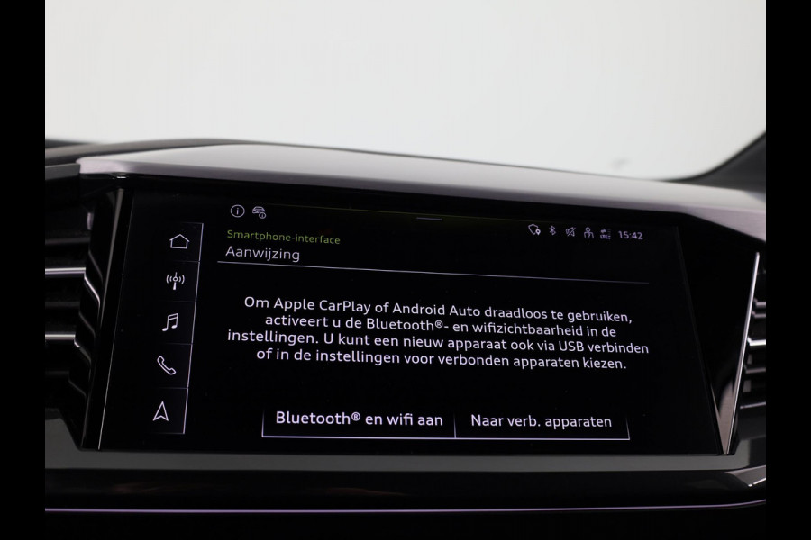 Audi Q4 Sportback e-tron 40 S edition 77 kWh 204 pk | SoH 98% | Navigatie | Parkeersensoren (Park assist) | Achteruitrijcamera | Stoelverwarming | S-Line |