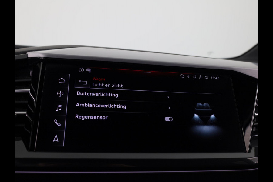 Audi Q4 Sportback e-tron 40 S edition 77 kWh 204 pk | SoH 98% | Navigatie | Parkeersensoren (Park assist) | Achteruitrijcamera | Stoelverwarming | S-Line |