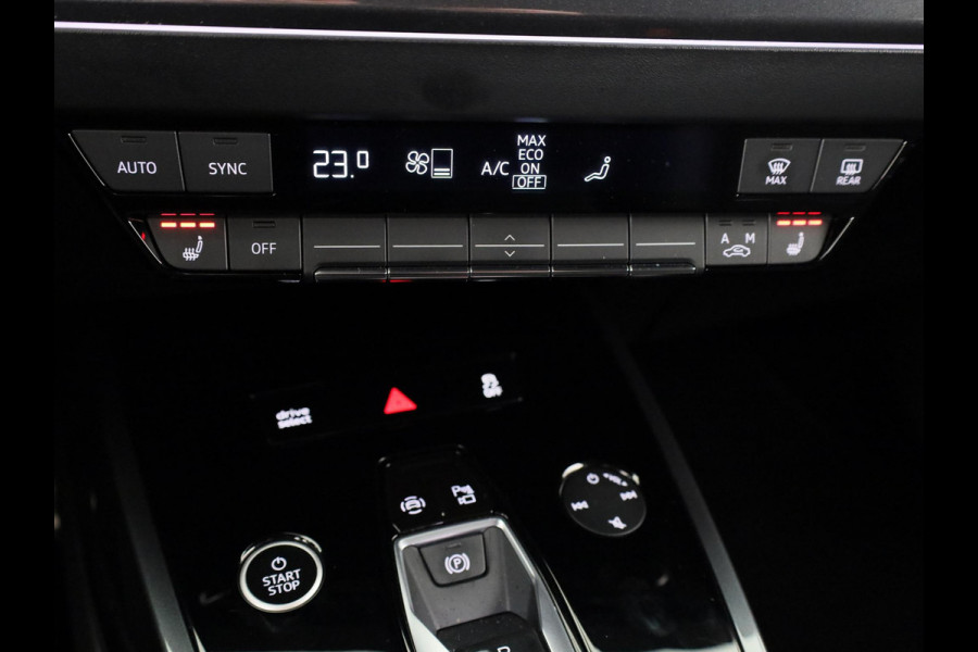 Audi Q4 Sportback e-tron 40 S edition 77 kWh 204 pk | SoH 98% | Navigatie | Parkeersensoren (Park assist) | Achteruitrijcamera | Stoelverwarming | S-Line |
