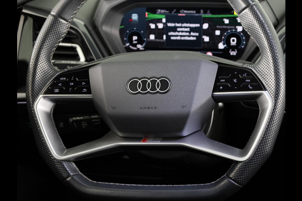 Audi Q4 Sportback e-tron 40 S edition 77 kWh 204 pk | SoH 98% | Navigatie | Parkeersensoren (Park assist) | Achteruitrijcamera | Stoelverwarming | S-Line |