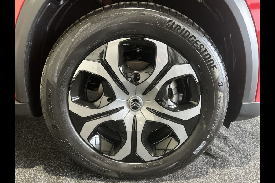 Citroën Ë-C3 Aircross Plus 113pk Comfort Range 44 kWh 11 kw lader | Apple Carplay | Parkeercamera | Zwart dak!