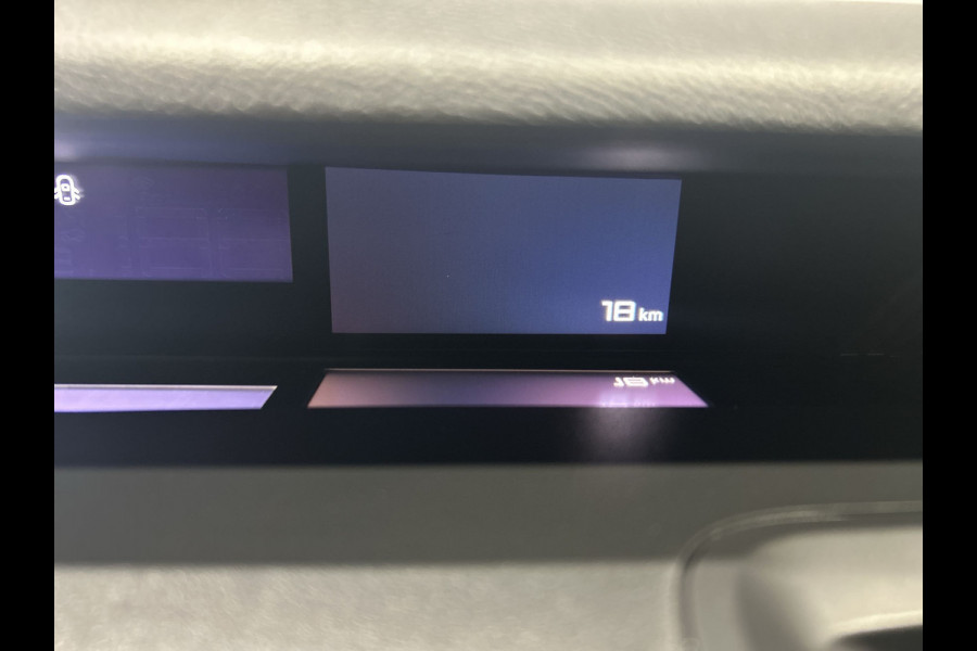 Citroën Ë-C3 Aircross Plus 113pk Comfort Range 44 kWh 11 kw lader | Apple Carplay | Parkeercamera | Zwart dak!