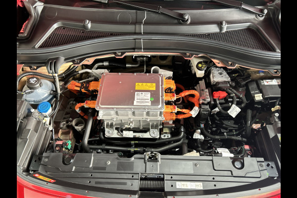 Citroën Ë-C3 Aircross Plus 113pk Comfort Range 44 kWh 11 kw lader | Apple Carplay | Parkeercamera | Zwart dak!