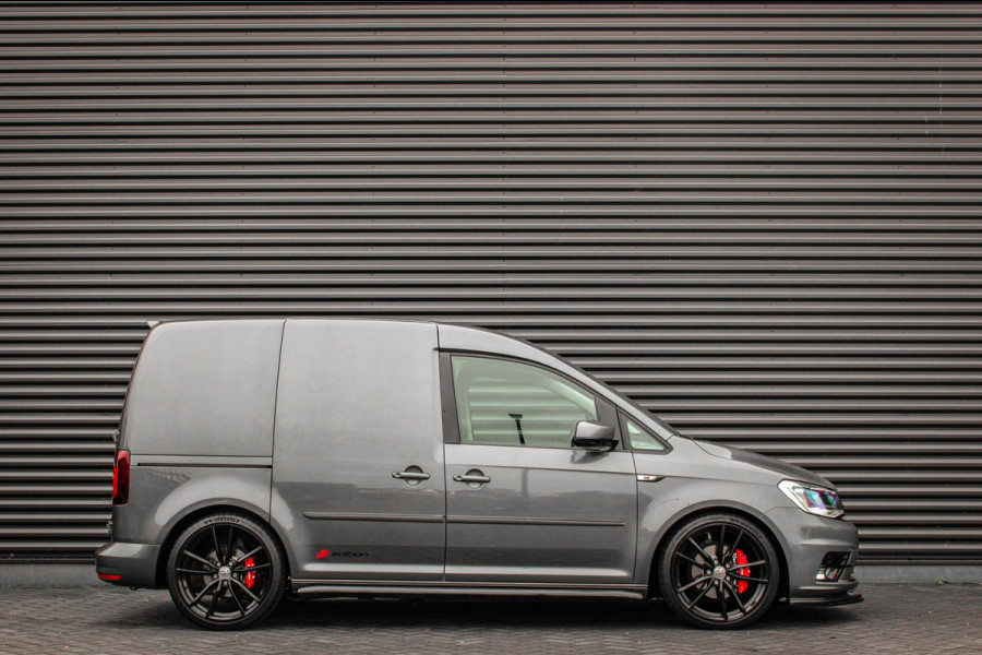 Volkswagen Caddy 2.0 TDI L1H1 BMT 189PK / FULL OPTIONS / GTI INTERIEUR / R- LINE / NIEUWSTAAT / ELEK- PAKKET / NAV / APPLE CARPLAY