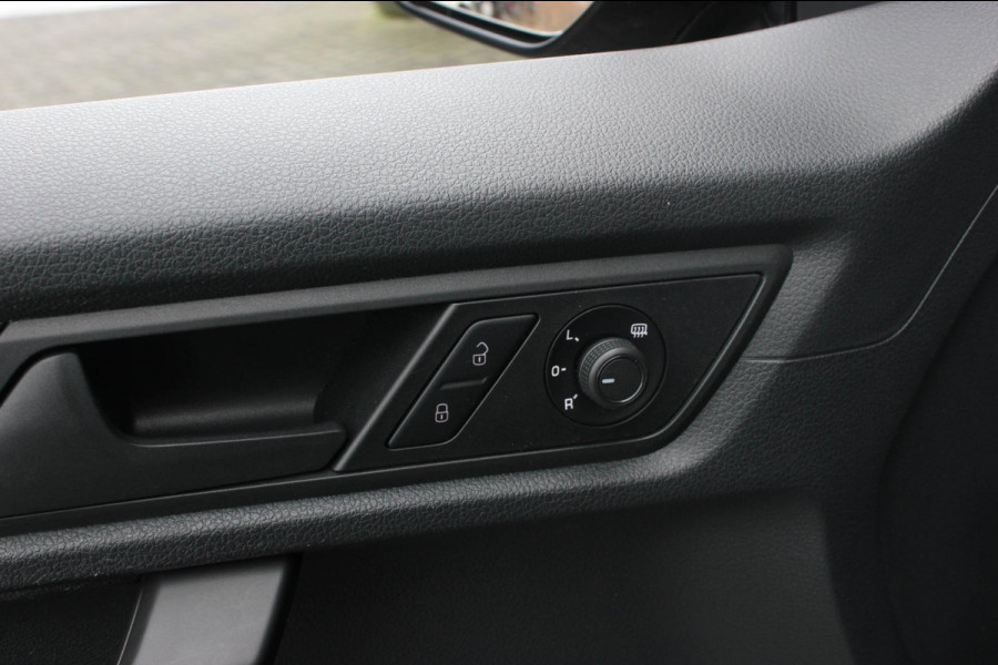 Volkswagen Caddy 2.0 TDI L1H1 BMT 189PK / FULL OPTIONS / GTI INTERIEUR / R- LINE / NIEUWSTAAT / ELEK- PAKKET / NAV / APPLE CARPLAY