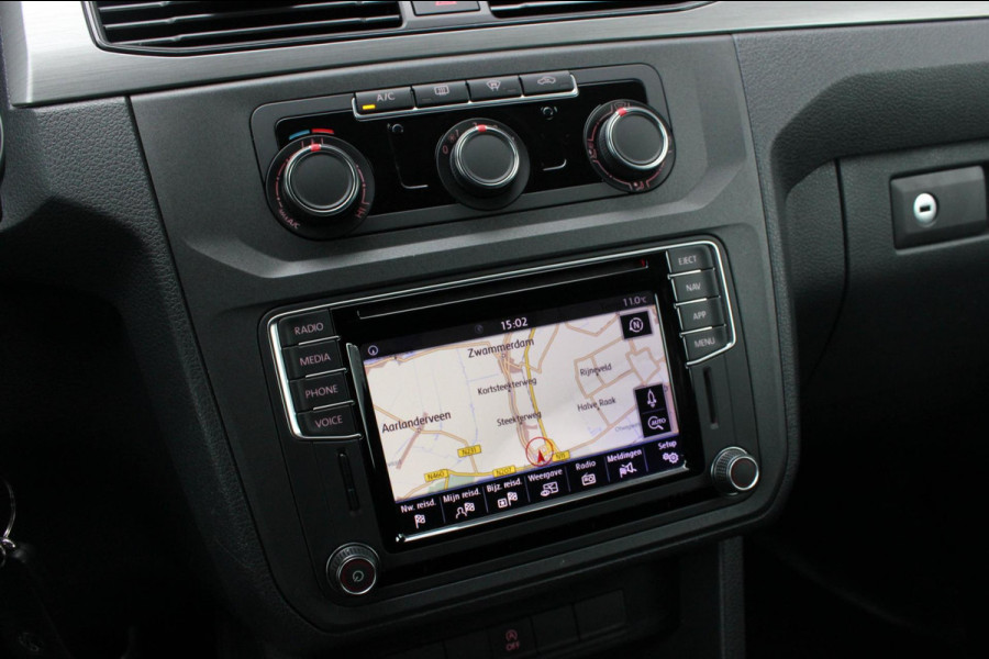 Volkswagen Caddy 2.0 TDI L1H1 BMT 189PK / FULL OPTIONS / GTI INTERIEUR / R- LINE / NIEUWSTAAT / ELEK- PAKKET / NAV / APPLE CARPLAY