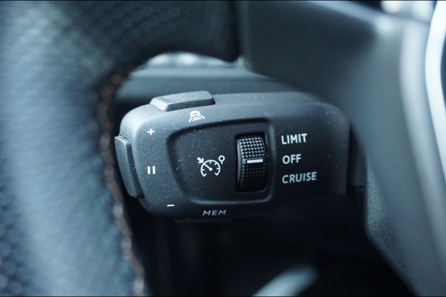 Peugeot 3008 225PK PHEV GT AUT. | PACK BUSINESS | NED. AUTO | MASSAGE STOEL