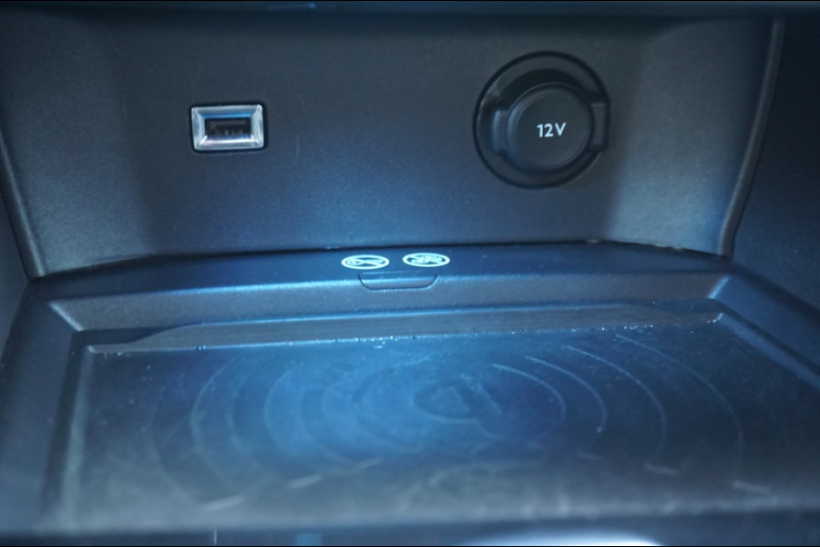 Peugeot 3008 225PK PHEV GT AUT. | PACK BUSINESS | NED. AUTO | MASSAGE STOEL