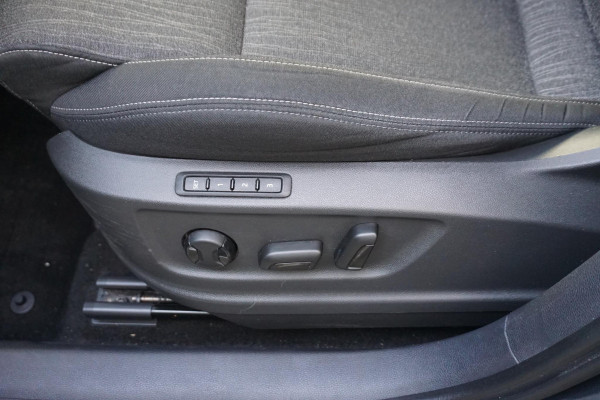 Škoda Karoq 1.5 TSI 150PK ACT Style Business/Trekhaak/18Inch./ Automaat DSG-7.