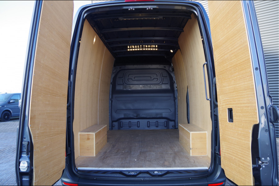Mercedes-Benz Sprinter 319 3.0 CDI V6 L2H2 AUT. LED, LUCHTVERING, MBUX 10'', 360 CAMERA, STOELVERWARMING, CRUISE, CLIMA, PARKEERSENSOREN