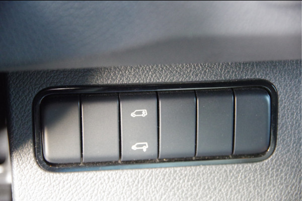 Mercedes-Benz Sprinter 319 3.0 CDI V6 L2H2 AUT. LED, LUCHTVERING, MBUX 10'', 360 CAMERA, STOELVERWARMING, CRUISE, CLIMA, PARKEERSENSOREN