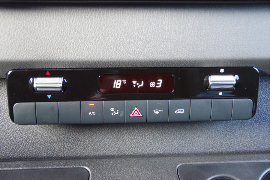 Mercedes-Benz Sprinter 319 3.0 CDI V6 L2H2 AUT. LED, LUCHTVERING, MBUX 10'', 360 CAMERA, STOELVERWARMING, CRUISE, CLIMA, PARKEERSENSOREN