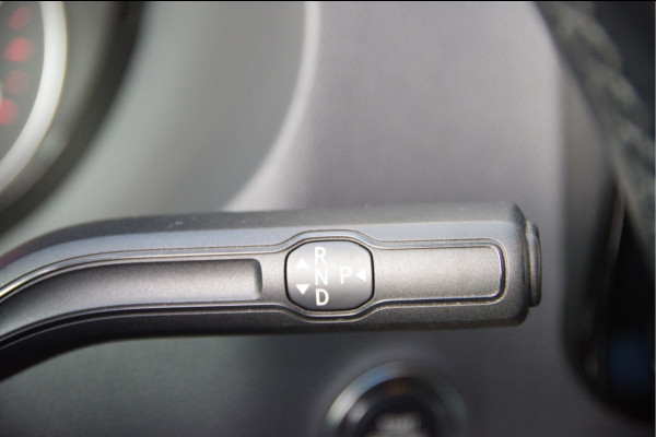 Mercedes-Benz Sprinter 319 3.0 CDI V6 L2H2 AUT. LED, LUCHTVERING, MBUX 10'', 360 CAMERA, STOELVERWARMING, CRUISE, CLIMA, PARKEERSENSOREN