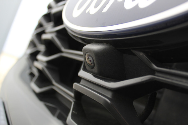 Ford Kuga 2.5-243pk PHEV ST-Line X. Trekgewicht 2.100kg. Nieuw Model ! Van €. 54.937,- voor €. 43.735,- Trekgewicht van 2.100kg ! Elektr. panodak., elektr. trekhaak, stoel-, stuur- en voorraamverw., 360gr. Camera, HUD, AppleCarplay/Androidauto, Elektr. verstelb. comfortstoelen, LED verl.