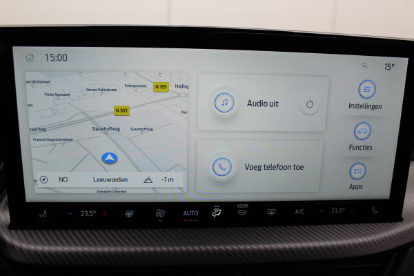 Ford Kuga 2.5-243pk PHEV ST-Line X. Trekgewicht 2.100kg. Nieuw Model ! Van €. 54.937,- voor €. 43.735,- Trekgewicht van 2.100kg ! Elektr. panodak., elektr. trekhaak, stoel-, stuur- en voorraamverw., 360gr. Camera, HUD, AppleCarplay/Androidauto, Elektr. verstelb. comfortstoelen, LED verl.