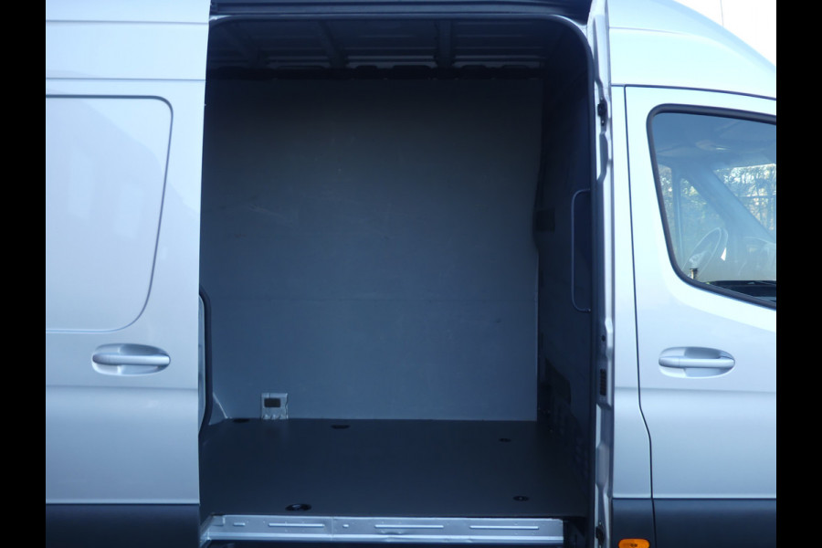 Mercedes-Benz Sprinter 319 CDI V6 L2H2 VANSTEP 3500KG Trekgewicht Camera/Navigatie