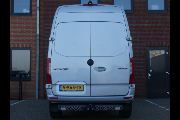 Mercedes-Benz Sprinter 319 CDI V6 L2H2 VANSTEP 3500KG Trekgewicht Camera/Navigatie