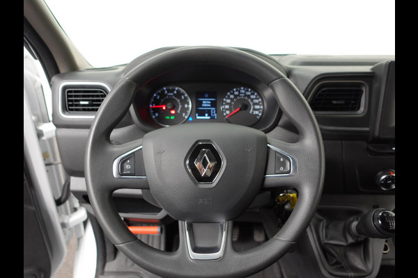 Renault Master T33 2.3 dCi 135PK L2H2 Work Edition Airco Cruise Camera Navi Parkeersensoren Trekhaak