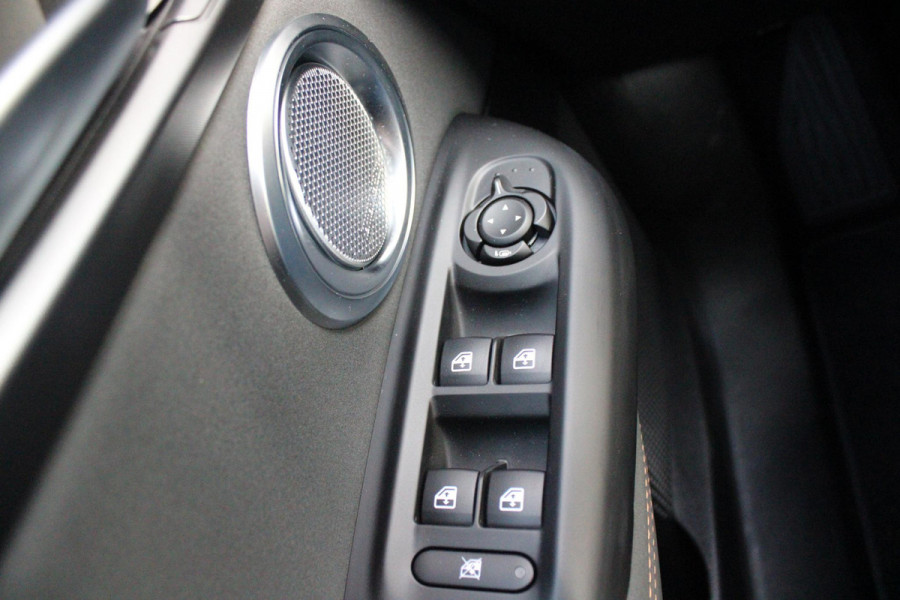 Alfa Romeo Tonale PHEV 280PK VELOCE | HARMAN/KARDON PREMIUM AUDIO | PREMIUM PACK: LEDEREN BEKLEDING/GEVENTILEERDE VOORSTOELEN/4-VOUDIG ELEKTRISCH VERSTELBARE LENDESTEUN VOORSTOELEN | WINTERPACK: STOEL/STUUR VERWARMING | STOEL VENTILATIE | TECHNOLOGY PACK: PARKEERWAARSCHUWING VOOR EN ACHTER/360° CAMERA/AUTOMATISCH INPARKEREN/ AUTONOMOUS DRIVING LEVEL 2: ADAPTIVE CRUISE CONTROL/LANE CENTERING ASSIST/TRAFFIC JAM ASSIST DODEHOEK DETECTIE AUTOMATISCH DIMMENDE BUITENSPIEGELS | DRAADLOZE TELEFOONLADER | FULL LED MATRIX KOPLAMPEN | DUAL STAGE VALVE: ACTIEVE DEMPING | KEYLESS ENTRY/START | 20" L