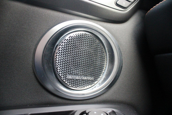 Alfa Romeo Tonale PHEV 280PK VELOCE | HARMAN/KARDON PREMIUM AUDIO | PREMIUM PACK: LEDEREN BEKLEDING/GEVENTILEERDE VOORSTOELEN/4-VOUDIG ELEKTRISCH VERSTELBARE LENDESTEUN VOORSTOELEN | WINTERPACK: STOEL/STUUR VERWARMING | STOEL VENTILATIE | TECHNOLOGY PACK: PARKEERWAARSCHUWING VOOR EN ACHTER/360° CAMERA/AUTOMATISCH INPARKEREN/ AUTONOMOUS DRIVING LEVEL 2: ADAPTIVE CRUISE CONTROL/LANE CENTERING ASSIST/TRAFFIC JAM ASSIST DODEHOEK DETECTIE AUTOMATISCH DIMMENDE BUITENSPIEGELS | DRAADLOZE TELEFOONLADER | FULL LED MATRIX KOPLAMPEN | DUAL STAGE VALVE: ACTIEVE DEMPING | KEYLESS ENTRY/START | 20" L