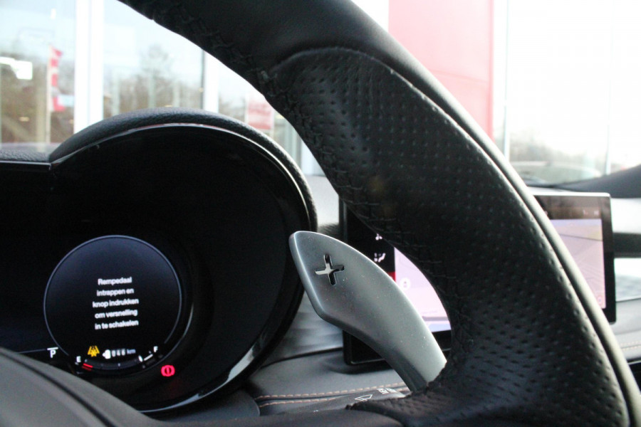 Alfa Romeo Tonale PHEV 280PK VELOCE | HARMAN/KARDON PREMIUM AUDIO | PREMIUM PACK: LEDEREN BEKLEDING/GEVENTILEERDE VOORSTOELEN/4-VOUDIG ELEKTRISCH VERSTELBARE LENDESTEUN VOORSTOELEN | WINTERPACK: STOEL/STUUR VERWARMING | STOEL VENTILATIE | TECHNOLOGY PACK: PARKEERWAARSCHUWING VOOR EN ACHTER/360° CAMERA/AUTOMATISCH INPARKEREN/ AUTONOMOUS DRIVING LEVEL 2: ADAPTIVE CRUISE CONTROL/LANE CENTERING ASSIST/TRAFFIC JAM ASSIST DODEHOEK DETECTIE AUTOMATISCH DIMMENDE BUITENSPIEGELS | DRAADLOZE TELEFOONLADER | FULL LED MATRIX KOPLAMPEN | DUAL STAGE VALVE: ACTIEVE DEMPING | KEYLESS ENTRY/START | 20" L