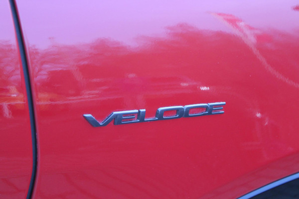 Alfa Romeo Tonale PHEV 280PK VELOCE | HARMAN/KARDON PREMIUM AUDIO | PREMIUM PACK: LEDEREN BEKLEDING/GEVENTILEERDE VOORSTOELEN/4-VOUDIG ELEKTRISCH VERSTELBARE LENDESTEUN VOORSTOELEN | WINTERPACK: STOEL/STUUR VERWARMING | STOEL VENTILATIE | TECHNOLOGY PACK: PARKEERWAARSCHUWING VOOR EN ACHTER/360° CAMERA/AUTOMATISCH INPARKEREN/ AUTONOMOUS DRIVING LEVEL 2: ADAPTIVE CRUISE CONTROL/LANE CENTERING ASSIST/TRAFFIC JAM ASSIST DODEHOEK DETECTIE AUTOMATISCH DIMMENDE BUITENSPIEGELS | DRAADLOZE TELEFOONLADER | FULL LED MATRIX KOPLAMPEN | DUAL STAGE VALVE: ACTIEVE DEMPING | KEYLESS ENTRY/START | 20" L