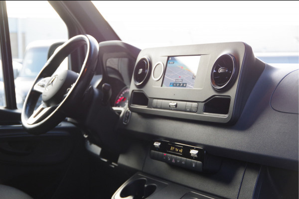 Mercedes-Benz Sprinter 317 1.9 CDI L2H2 AUT. LED, 3.5T TREKHAAK, ADAPT. CRUISE, STANDKACHEL, CAMERA, NAVI, CLIMA, PARKEERSENSOREN