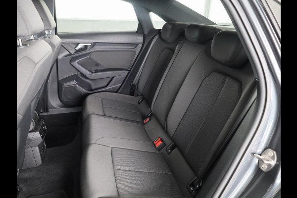 Audi A3 Limousine 30 TFSI Pro Line 110pk S-tronic | Stoelverwarming | 18 inch Lichtmetalen velgen | Cruise controle | Navigatie via App