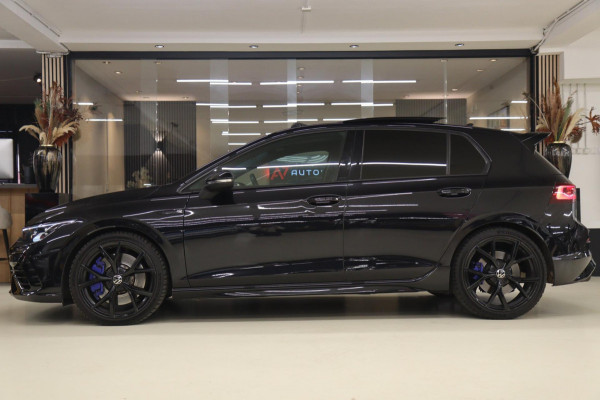 Volkswagen Golf 2.0 TSI R 4Motion /PERFORMANCE/AKRAP/PANO/HUD/IQ/H-K/VOL