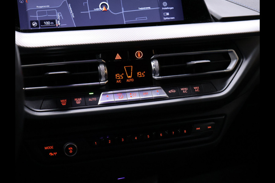 BMW 2 Serie Gran Coupé 218i M-Sport [SCHUIFKANTELDAK, APPLE CARPLAY, ANDROID, CAMERA, PDC V+A, VOL LEDER, CRUISE, CLIMATE, NIEUWSTAAT]