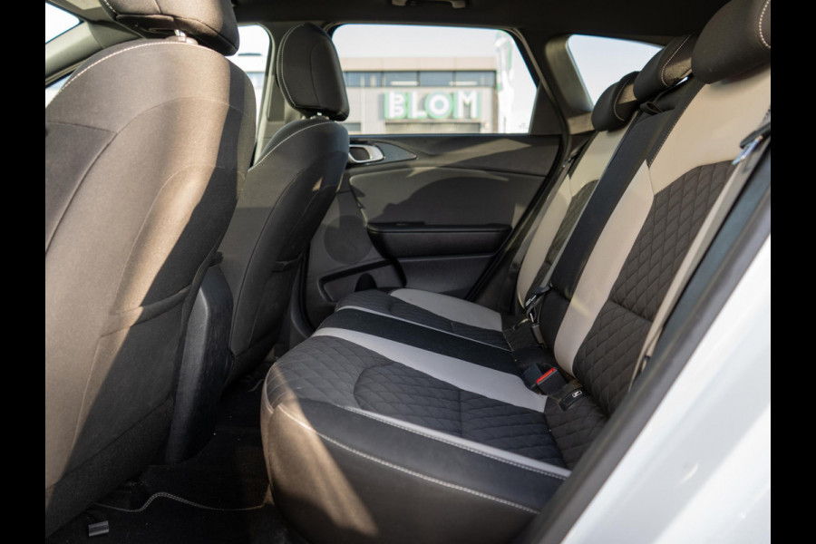 Kia Ceed Sportswagon 1.0 T-GDi GT-Line Edition | Schuifkantel dak | Navigatie | Clima |