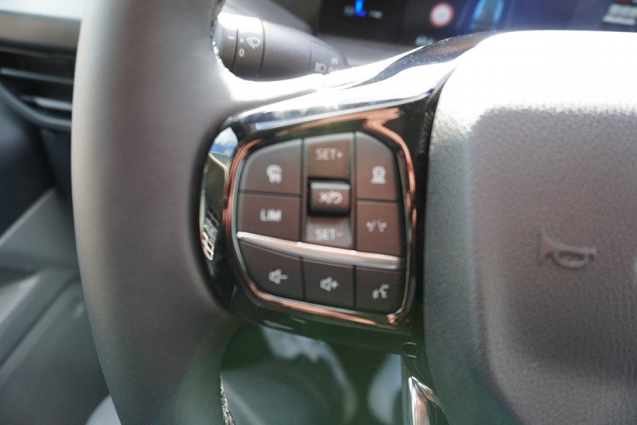 Ford Transit Custom 320L 2.0 TDCI 136PK L2H1 Trail DubbelCabine Schuifdeur L/R Nr. V090 | Airco | Adap | Navi| Camera | Blis |20 Inch Lm velgen DEMO