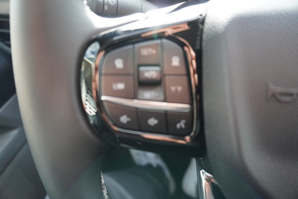 Ford Transit Custom 320L 2.0 TDCI 136PK L2H1 Trail DubbelCabine Schuifdeur L/R Nr. V090 | Airco | Adap | Navi| Camera | Blis |20 Inch Lm velgen DEMO