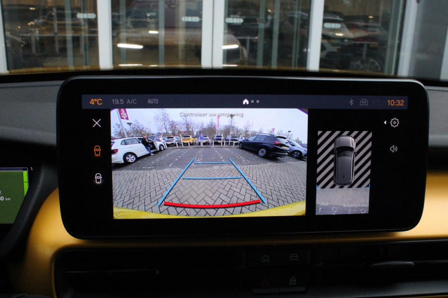 Jeep Avenger 1.2 110PK e-HYbrid SUMMIT | JBL PREMIUM AUDIO SYSTEEM | ACHTERUITRIJ CAMERA | STOEL VERWARMING | SFEERVERLICHTING | FULL LED KOPLAMPEN | 18" LICHTMETALEN VELGEN | DRAADLOZE TELEFOONLADER | DRAADLOZE APPLE CARPLAY/ANDROID AUTO | ADAPTIVE CRUISE CONTROL | PARKEERSENSOREN VOOR EN ACHTER | KEYLESS ENTRY/START | DODEHOEK DETECTIE | ELEKTRISCH BEDIENBARE ACHTERKLEP | VERWARMDE VOORRUIT | EXTRA GETINTE ACHTERRUITEN |